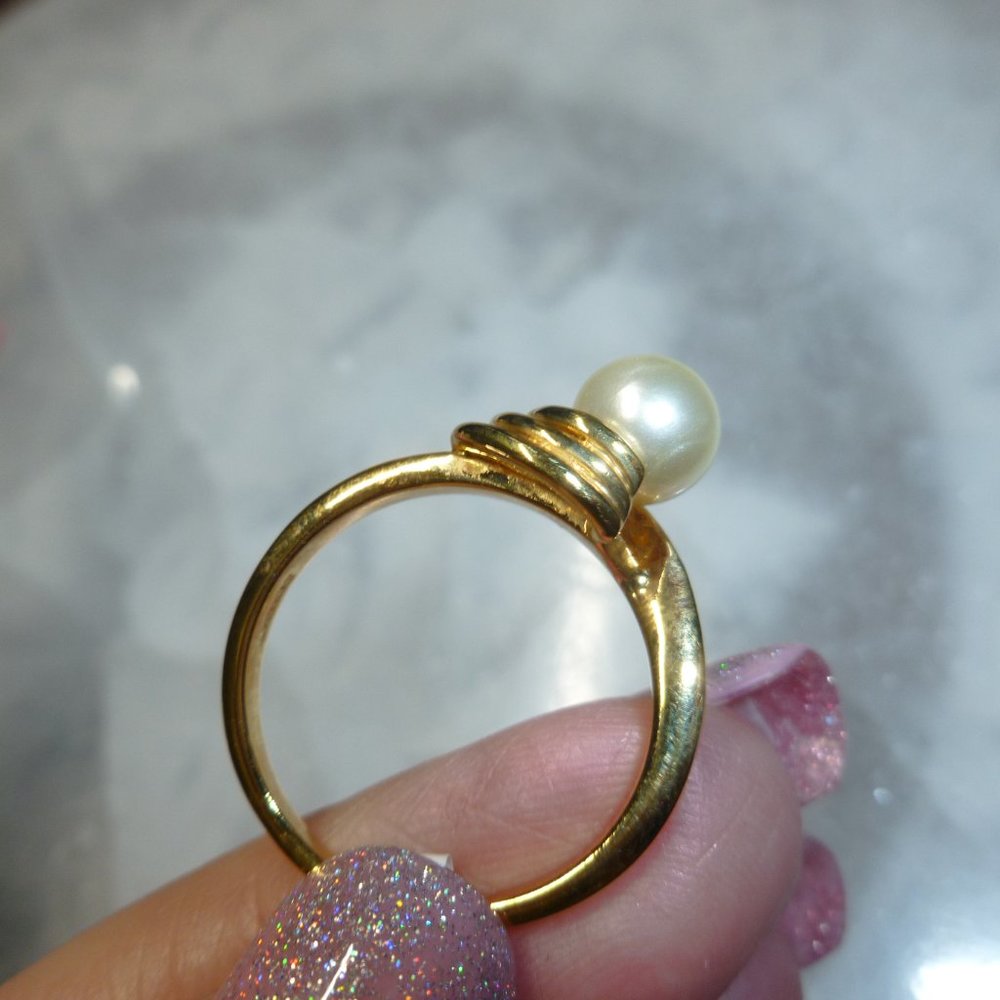 18k Gold Electroplate Natural Pearl Dolphin Ore Ring - Picture 7 of 12